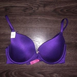Betsey Johnson Intimates 32D Purple Bra D13